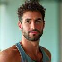 Ritratto professionale di Andrea Bianchi, fitness coach.